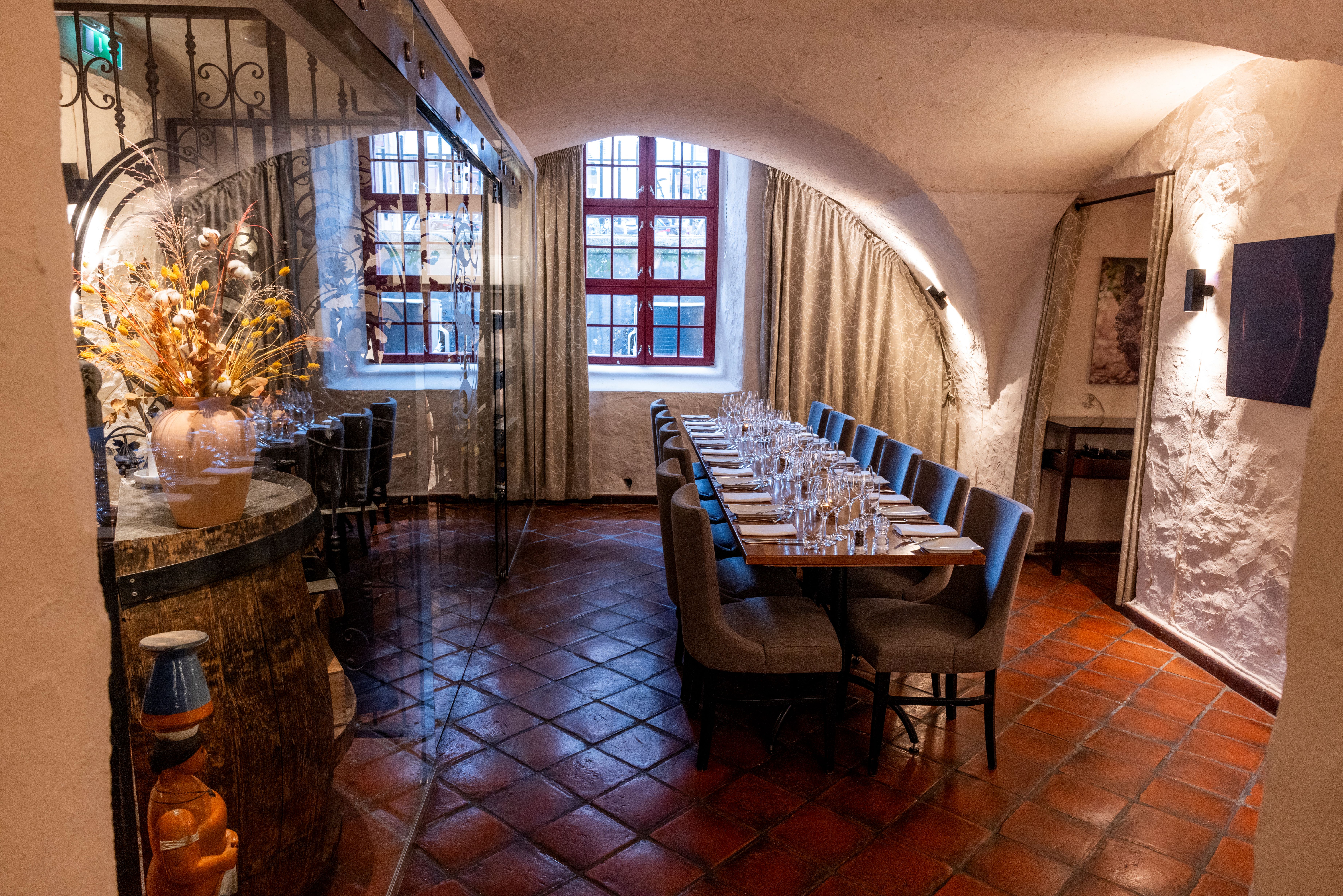 Statholderens Mat og Vinkjeller header